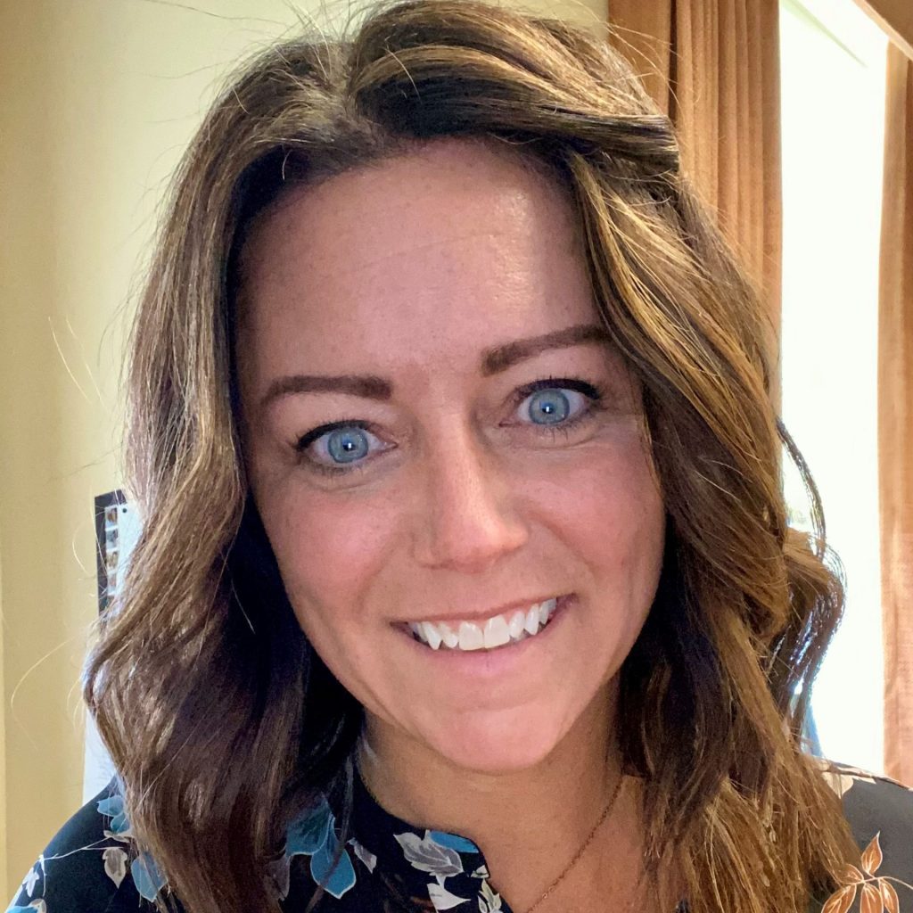 Jami Bourdeau headshot